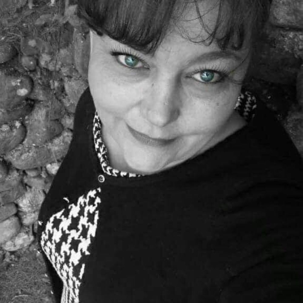 Meet your Posher, Joan